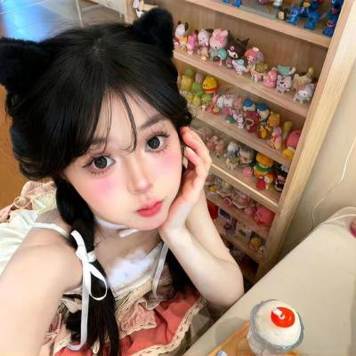 草裙春色